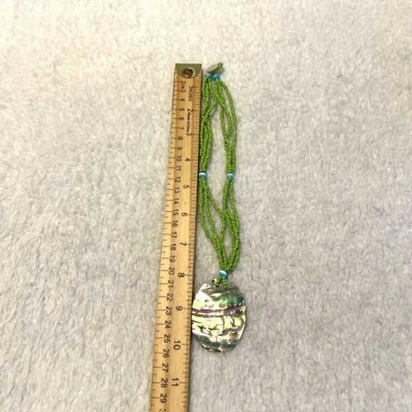 3 Strands Green Seed Beads Abalone Shell Pendant Statement Necklace - Picture 7 of 7